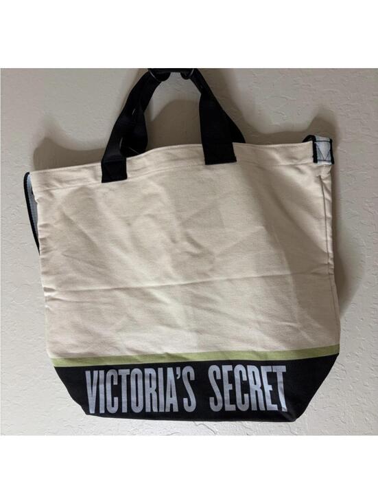Handbags - Victoria's Secret crossbody Tote